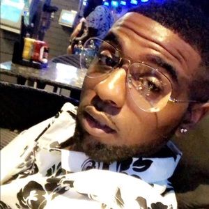 Meet your Posher, Darron